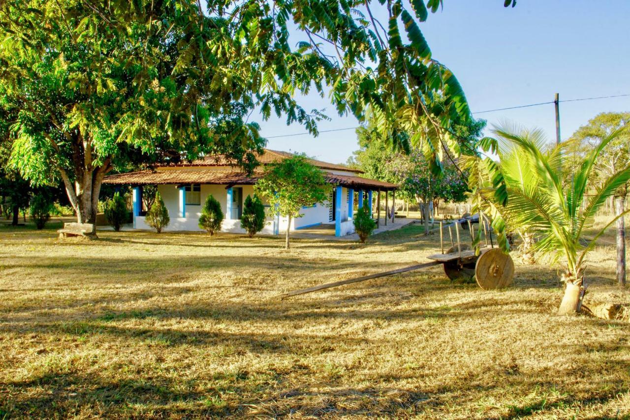 Fazenda Com Piscina E Churrasqueira Br-135 Proximo Curvelo Corinto E Morro Da Garca Bagian luar foto