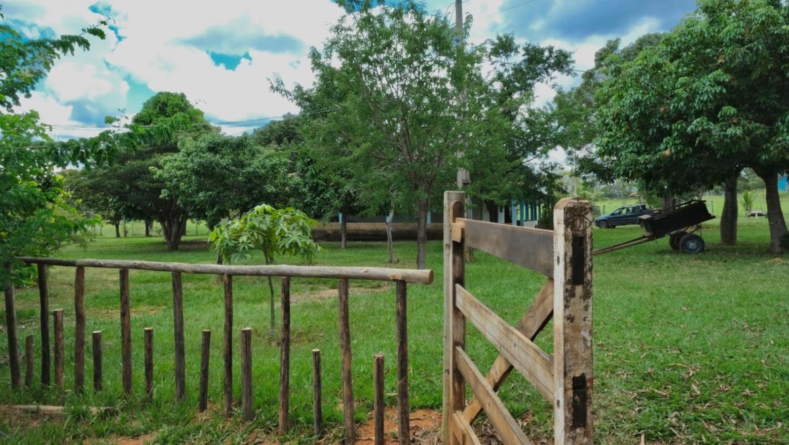 Fazenda Com Piscina E Churrasqueira Br-135 Proximo Curvelo Corinto E Morro Da Garca Bagian luar foto