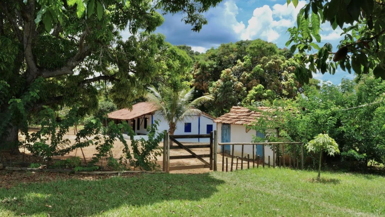 Fazenda Com Piscina E Churrasqueira Br-135 Proximo Curvelo Corinto E Morro Da Garca Bagian luar foto